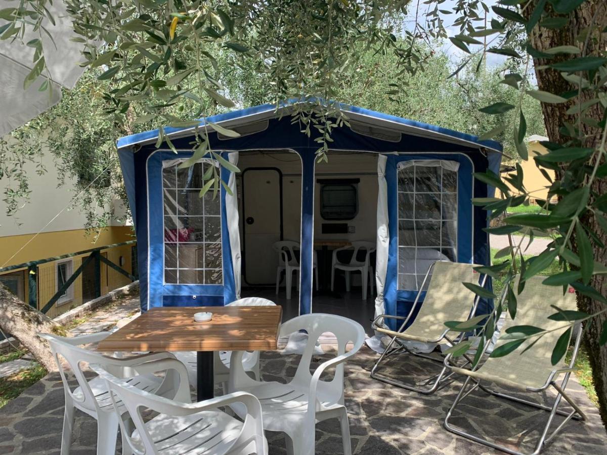 Camping Le Maior Бренцоне сул Гарда Екстериор снимка