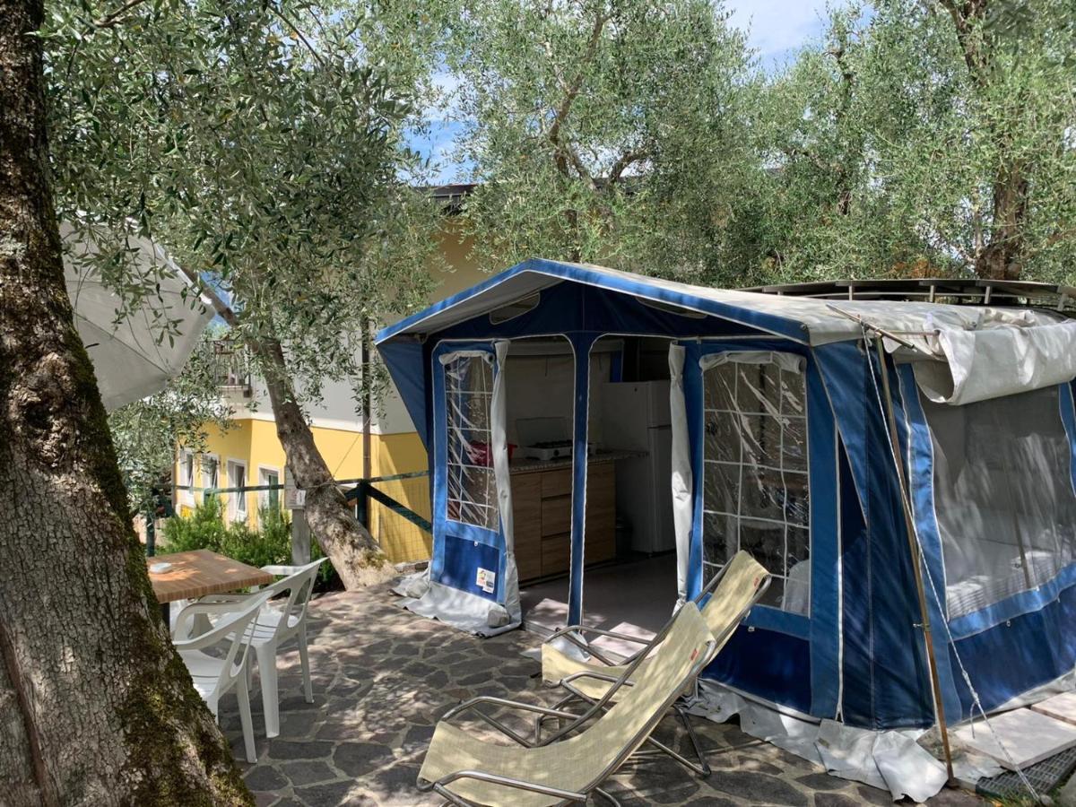 Camping Le Maior Бренцоне сул Гарда Екстериор снимка