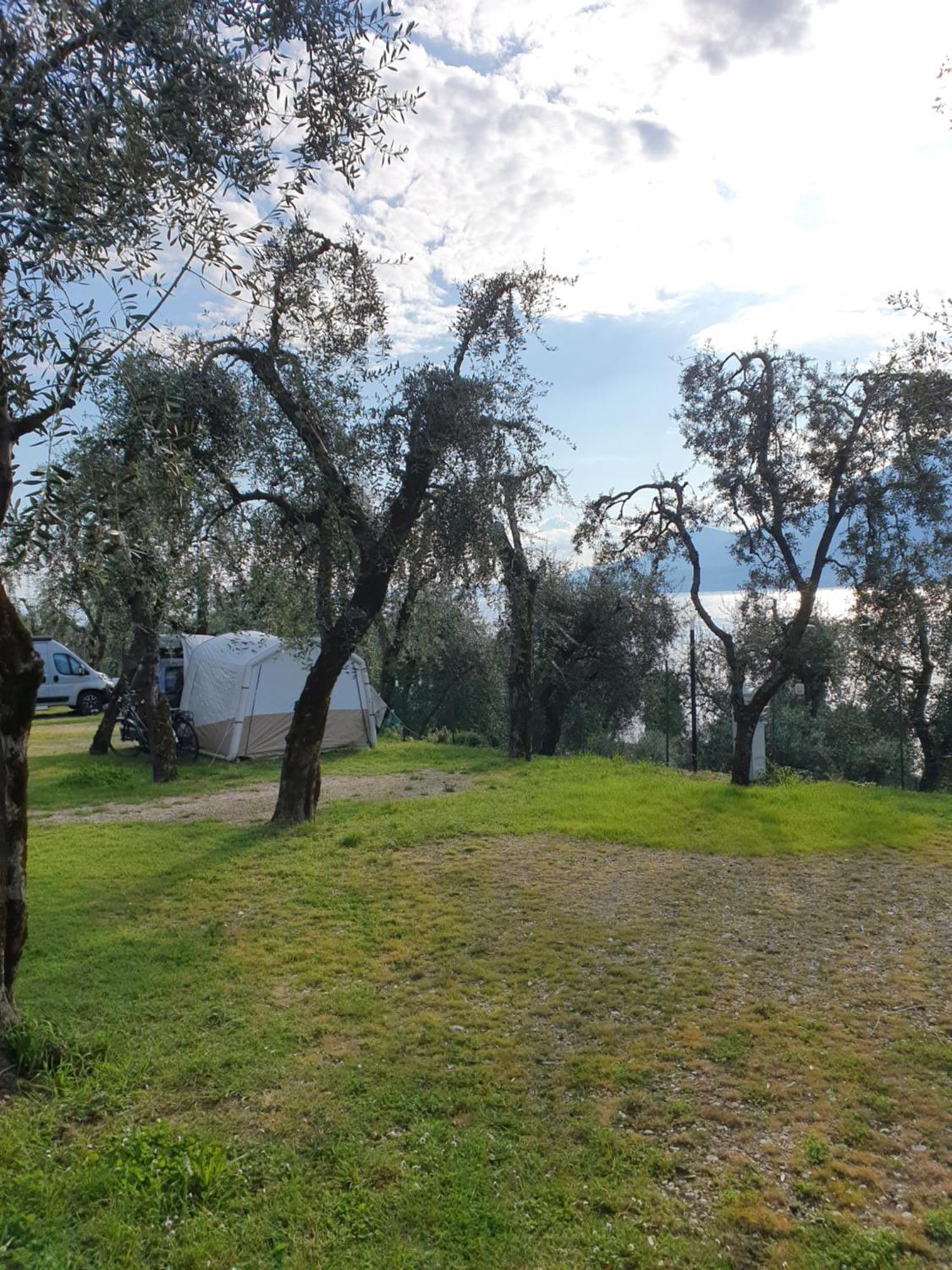 Camping Le Maior Бренцоне сул Гарда Екстериор снимка