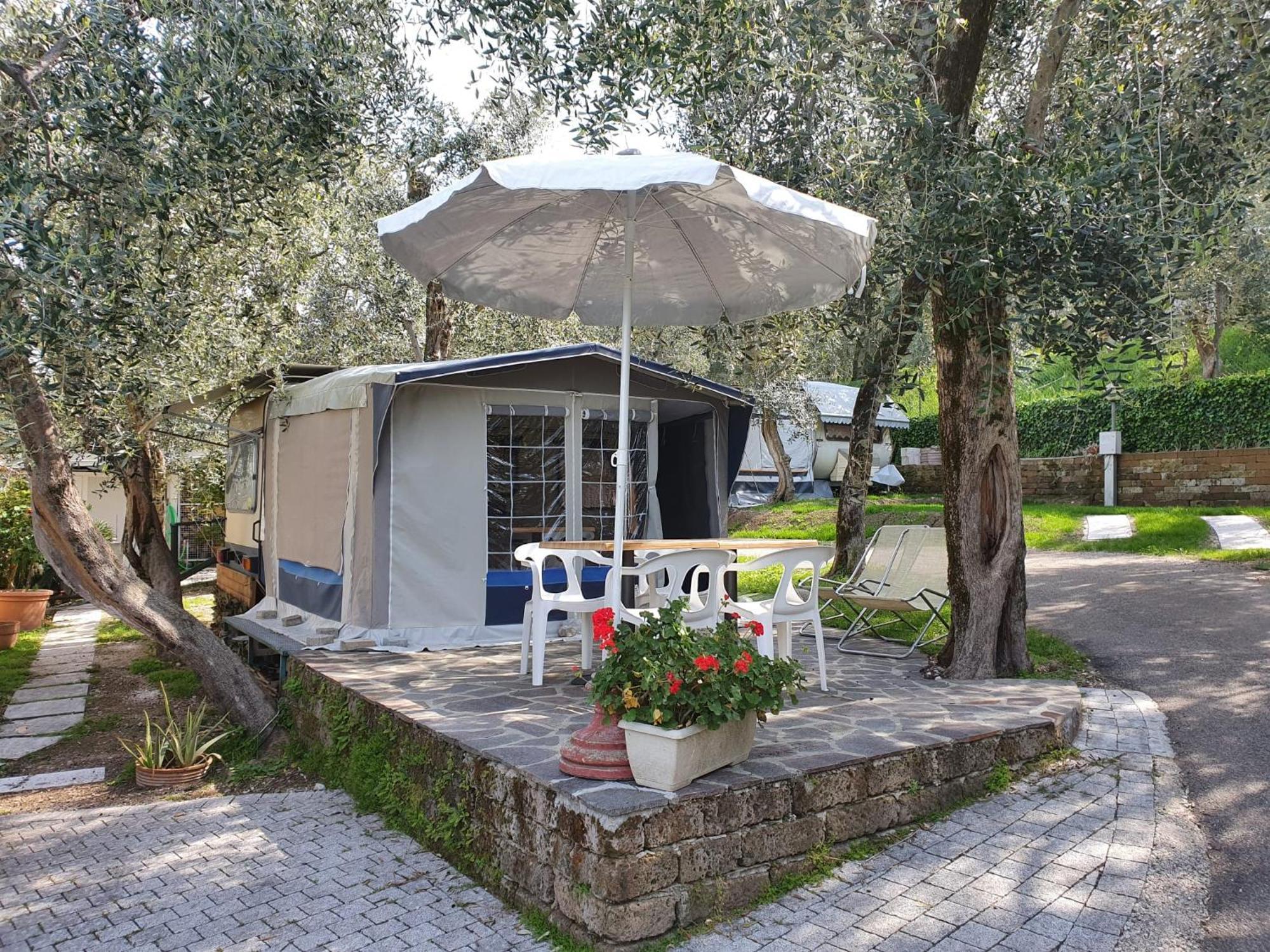 Camping Le Maior Бренцоне сул Гарда Екстериор снимка